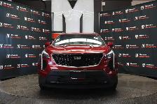 2019 Cadillac XT4 AWD Sport NO ACCIDENTS| CARPLAY|PANO - Photo 2