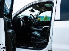 2018 Chevrolet Silverado 1500 LTZ  5.3L | Leather Seats - Photo 17