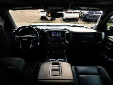2018 Chevrolet Silverado 1500 LTZ  5.3L | Leather Seats - Photo 30