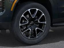 2026 Chevrolet Suburban RST - Photo 9