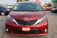2015 Toyota Sienna - Photo 2