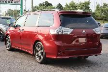 2015 Toyota Sienna - Photo 5