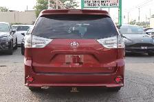 2015 Toyota Sienna - Photo 6
