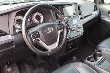 2015 Toyota Sienna - Photo 9