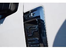 2022 Ford FordF_250_SUPER_DUTY XLT 4WD SuperCab  Boite 8 pieds - Photo 13