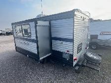 2020 Wolf Pup 16PF Couples Model - Photo 4
