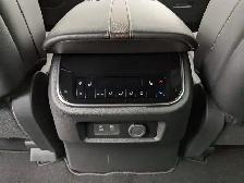 2025 Nissan Armada - Photo 41