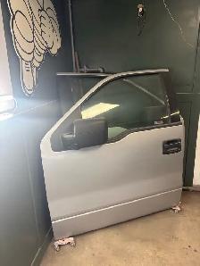 Ford f-150 XIt  Driver/Passenger doors 2004-06 Silver$50each - Photo 5