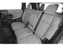 2023 Mitsubishi Outlander PHEV - Photo 10
