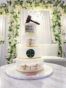 Graduation cakes, custom cakes GTA