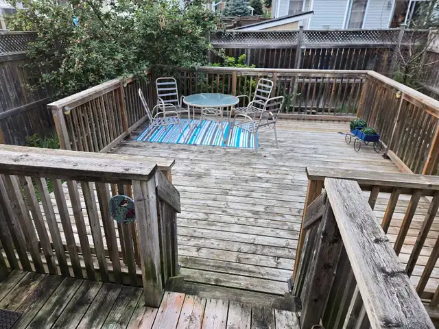 Patio Table and 4 Chairs