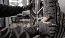 TIRE CHANGE TIRE SWAPS FLAT TIRE REPAIR