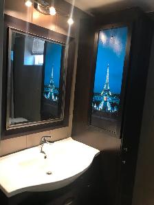 Cozy Bachelor in Port Credit - Photo 5
