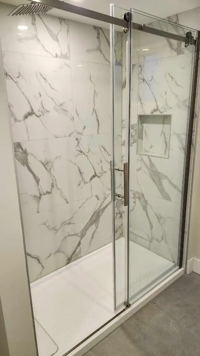 Beautiful Newly Renovated 4 1/2 (2 Bedooms) Apartment for rent