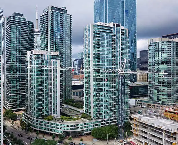 Downtown Lakeshore Condo: 1  1 Bed   2Bath, parking  hydro inc'd