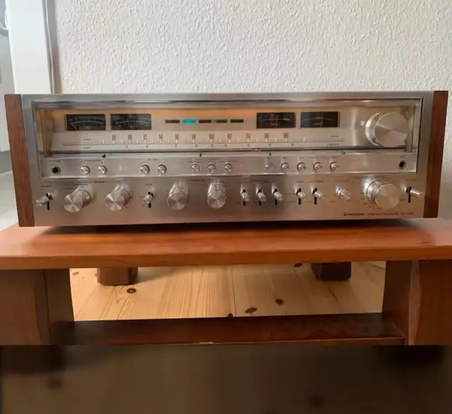 Pioneer Stereo Amplifier