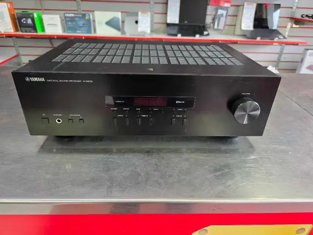 amplificateur Yamaha r-s202
