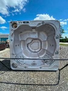 Priced to Sell - Refurbished Hydropool Spa!