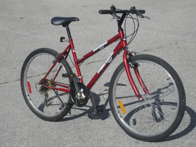 FEMALE'S LARGE SIZE 26' SUPERCYCLE SC1800 SERIES 18SPD MTB BIKE!