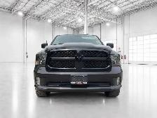 2017 Ram 1500 Express Black Crew Cab HEMI | AS IS | 4X4 - Photo 3