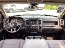 2017 Ram 1500 Express Black Crew Cab HEMI | AS IS | 4X4 - Photo 7