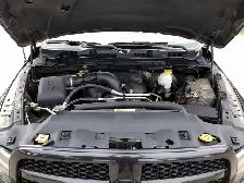 2017 Ram 1500 Express Black Crew Cab HEMI | AS IS | 4X4 - Photo 30