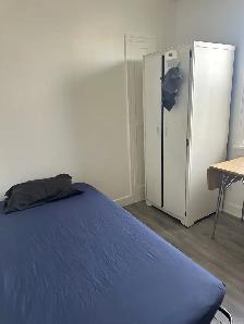 Room available in boarding house - Photo 2