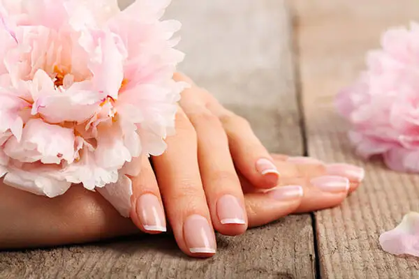 Nice massage therapist provides nice massage from home