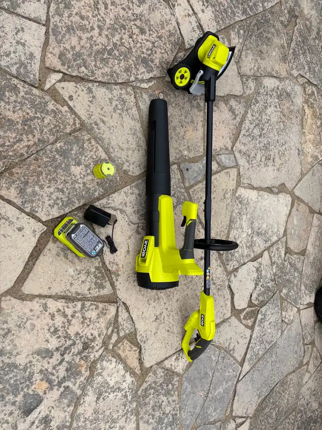 Ryobi Trimmer Blower Combo
