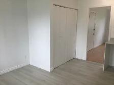 41/2. Longueuil  (St-Hubert).   1  MOIS  GRATUIT - Photo 4