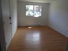 41/2. Longueuil  (St-Hubert).   1  MOIS  GRATUIT - Photo 6