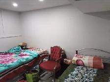 Spacious Room available on sharing - Photo 2