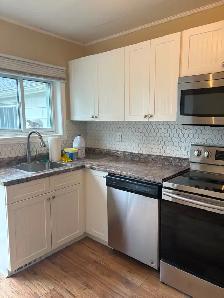 2 Bedroom, 1 Bath FOR RENT-108 James Street Brockville - Photo 2