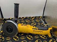 Dewalt DCG412 4-1/2 Grinder (#3086) - Photo 2