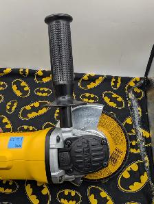 Dewalt DCG412 4-1/2 Grinder (#3086) - Photo 5