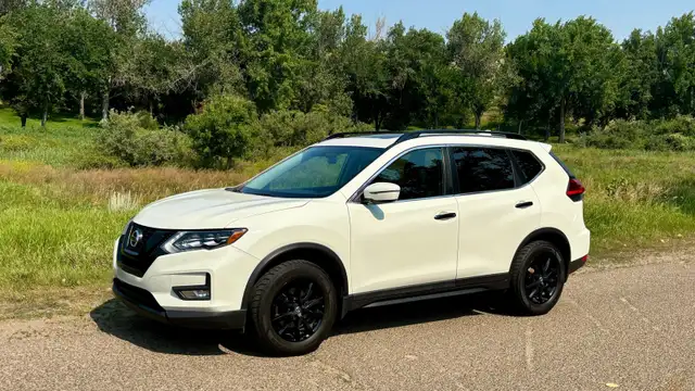 2017 Nissan SV All wheel drive  rogue Limited Star Wars Edition