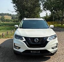 2017 Nissan SV All wheel drive  rogue Limited Star Wars Edition - Photo 2