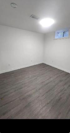 One bedroom basement apartment - Photo 2