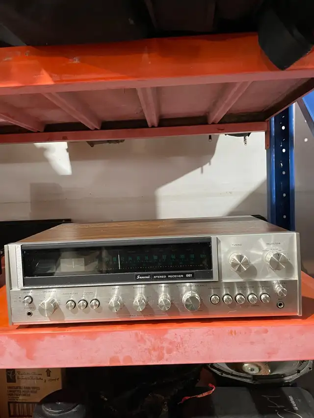 Sansui 881