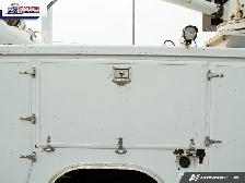 2006 Ford F-450 Chassis Fleet-ready and built for productivit... - Photo 11