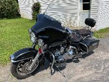MOTO HARLEY DAVIDSON 2005 FLHTC