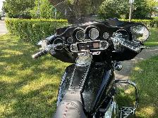 MOTO HARLEY DAVIDSON 2005 FLHTC - Photo 8