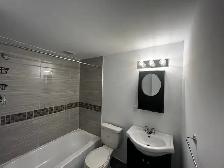 Beau 4 ½ métro Jean-Talon 1390$ Disponible 1er août, PROMO!!! - Photo 18