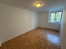 Beau 4 1/2 proche du métro Montmorency. 1,250$, DISPONIBLE! - Photo 7