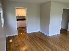 93 Gaston- 3 Bedroom - Photo 4