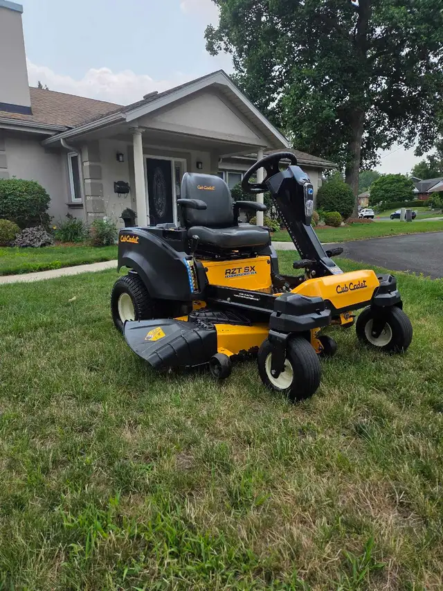 cub cadet zero turn