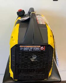 Champion 2500W Inverter Generator - Photo 3