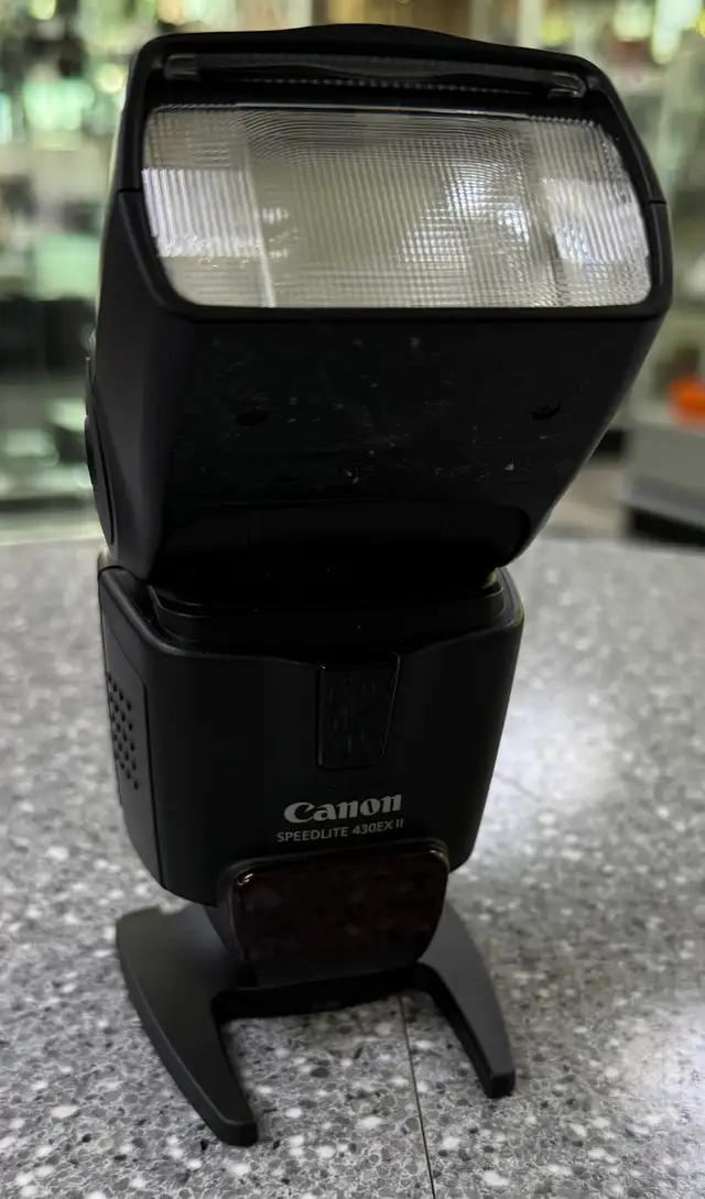 Canon Speedlite 430EX 2