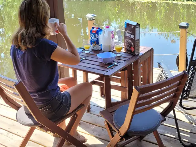 Dormez sur l'eau avec accès aux activités pr le prix d'un loyer