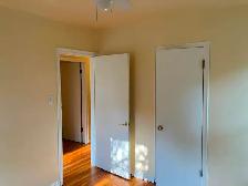 3Bed/1Bath-MainFloor-BonnieDoonArea-Wi-Fi/All Utilities Included - Photo 5